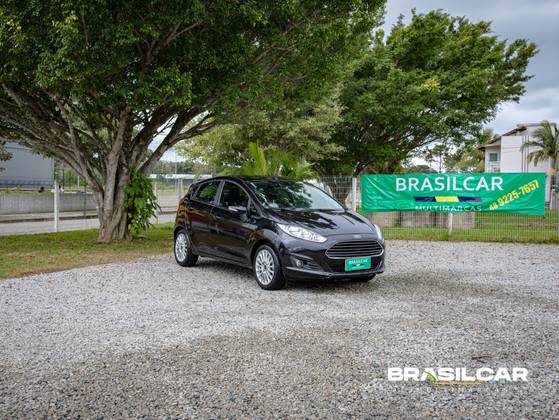 FORD FIESTA 1.6 SE PLUS HATCH 16V FLEX 4P POWERSHIFT
